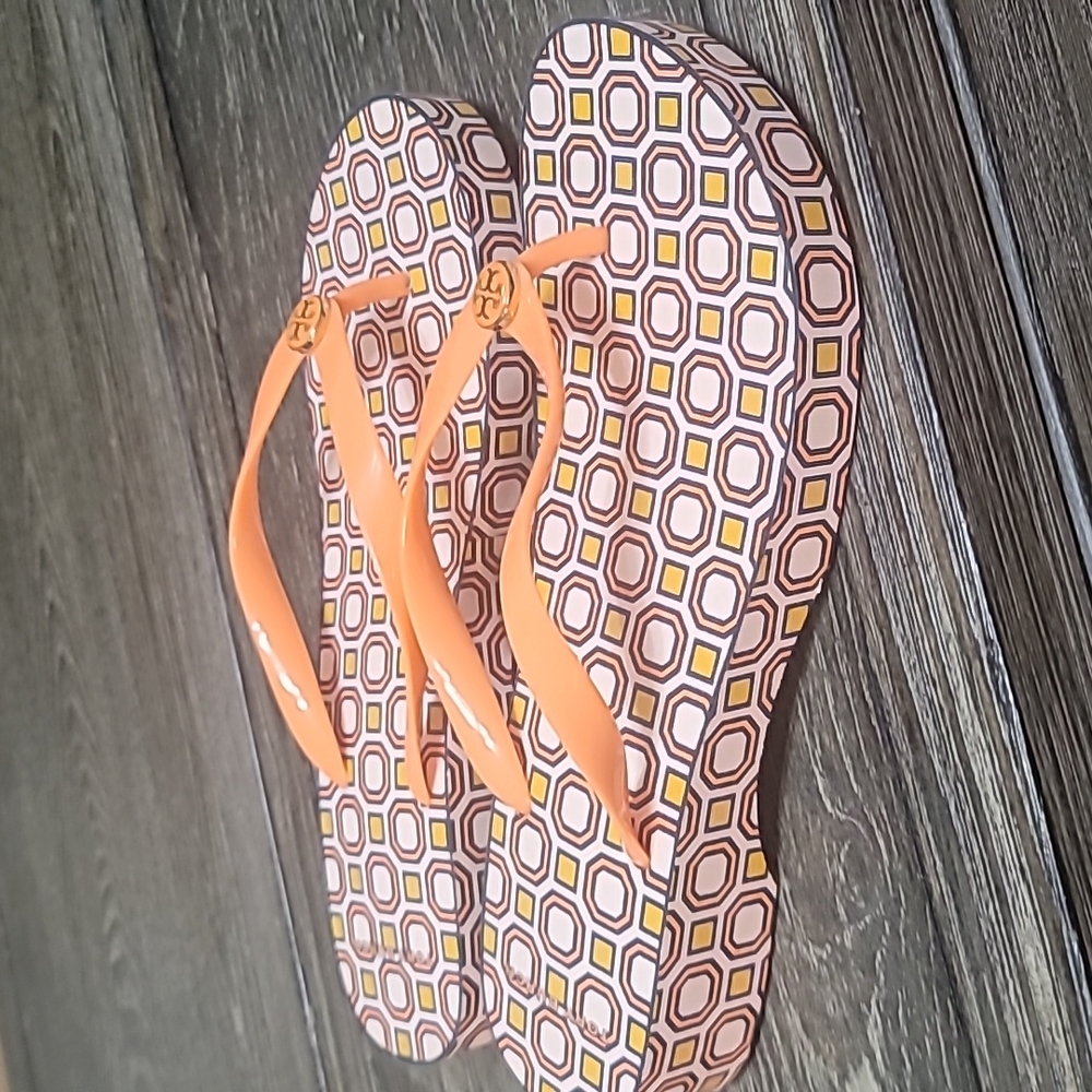 Tory Burch Orange Patterned Flip Flops size 11 - Picture 8 of 10